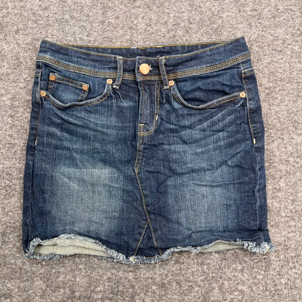 Gap Womens Dark Wash Denim Mini Skirt Raw Hem Blue Size 2 Distressed 4153